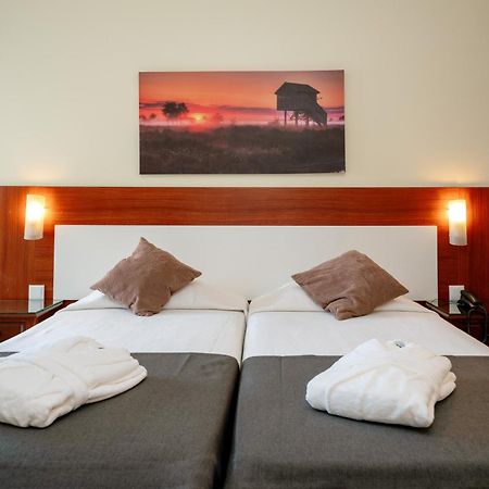 Hotel Avenida Praia Portimão Buitenkant foto