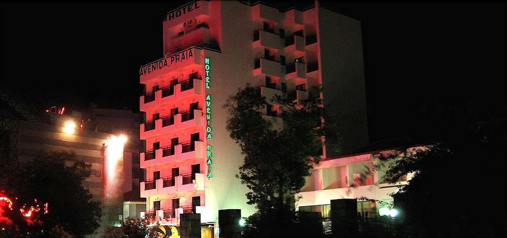 Hotel Avenida Praia Portimão Buitenkant foto
