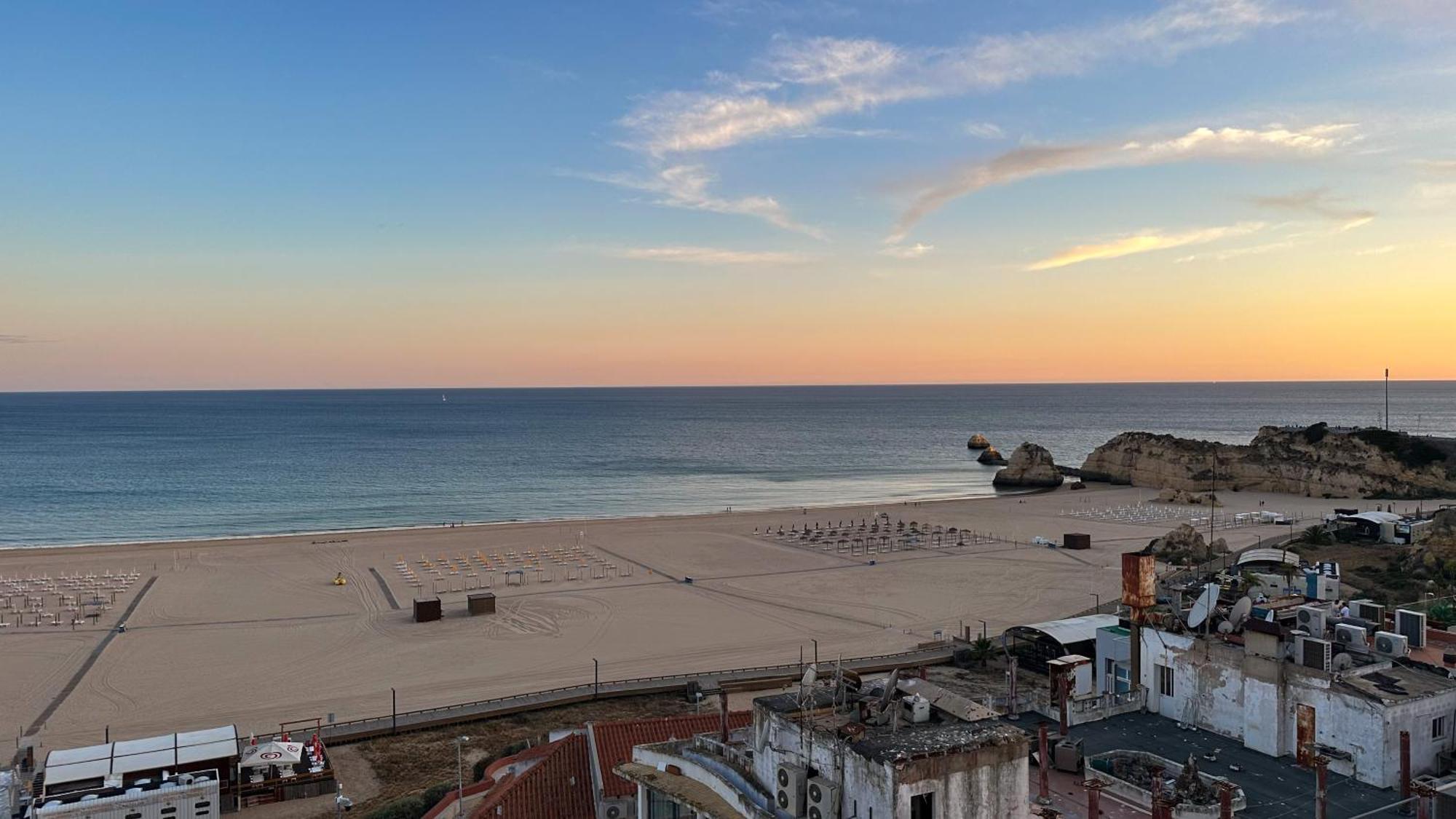 Hotel Avenida Praia Portimão Buitenkant foto