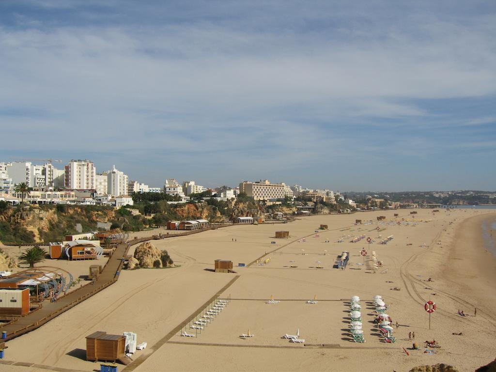 Hotel Avenida Praia Portimão Buitenkant foto